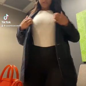 BEAUTIFUL DARK DENIM COLORED LAPEL BLAZER